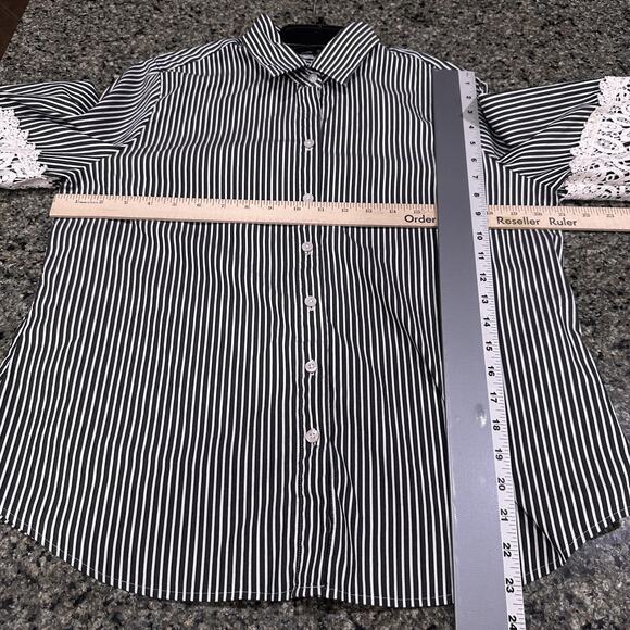 Chicos Shirt Womens 10 Gray White Stripe Button Front Lace Long Sleeve Blouse - Picture 5 of 8